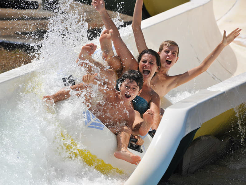 cuando abre Aquatropic